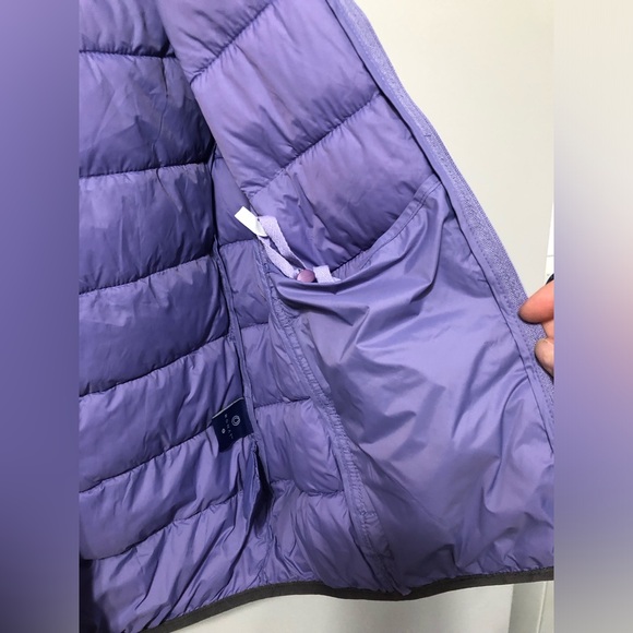 MONAT Puffer Jacket size S. - Picture 7 of 8